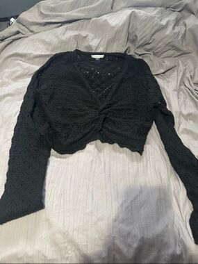American Eagle Black Cropped Twist-Front Knit Top